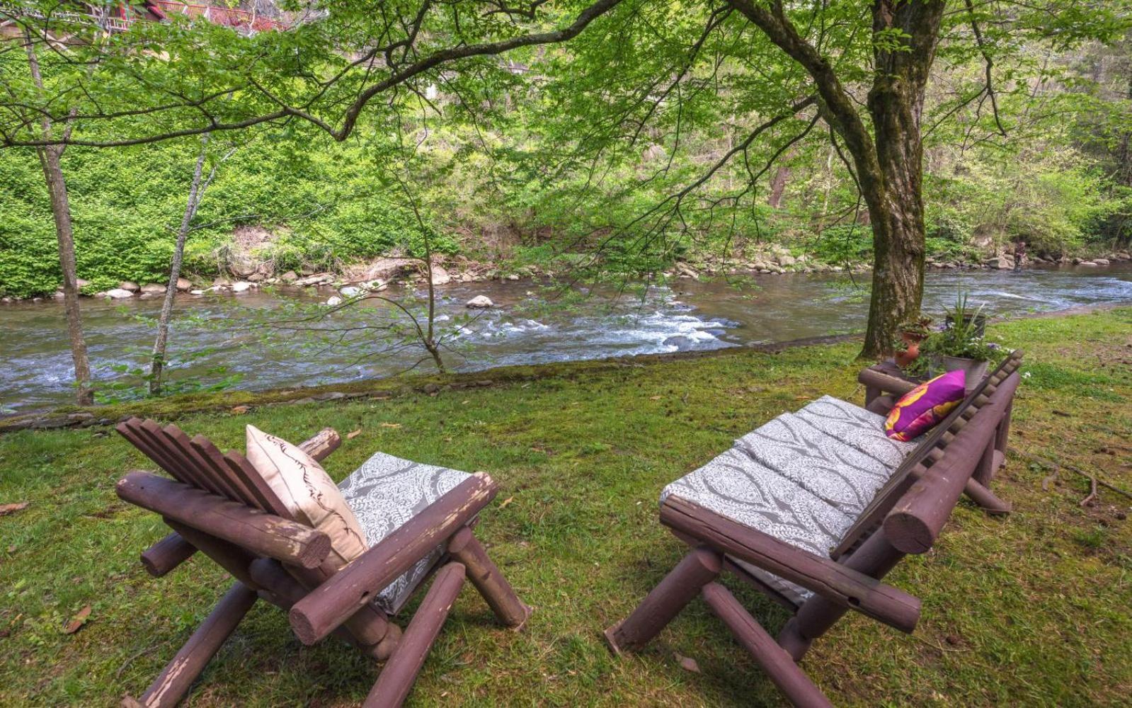 On The River 개틀린버그 외부 사진